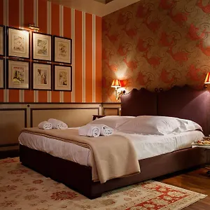 https://residenza-borsari.hotelinveneto.com